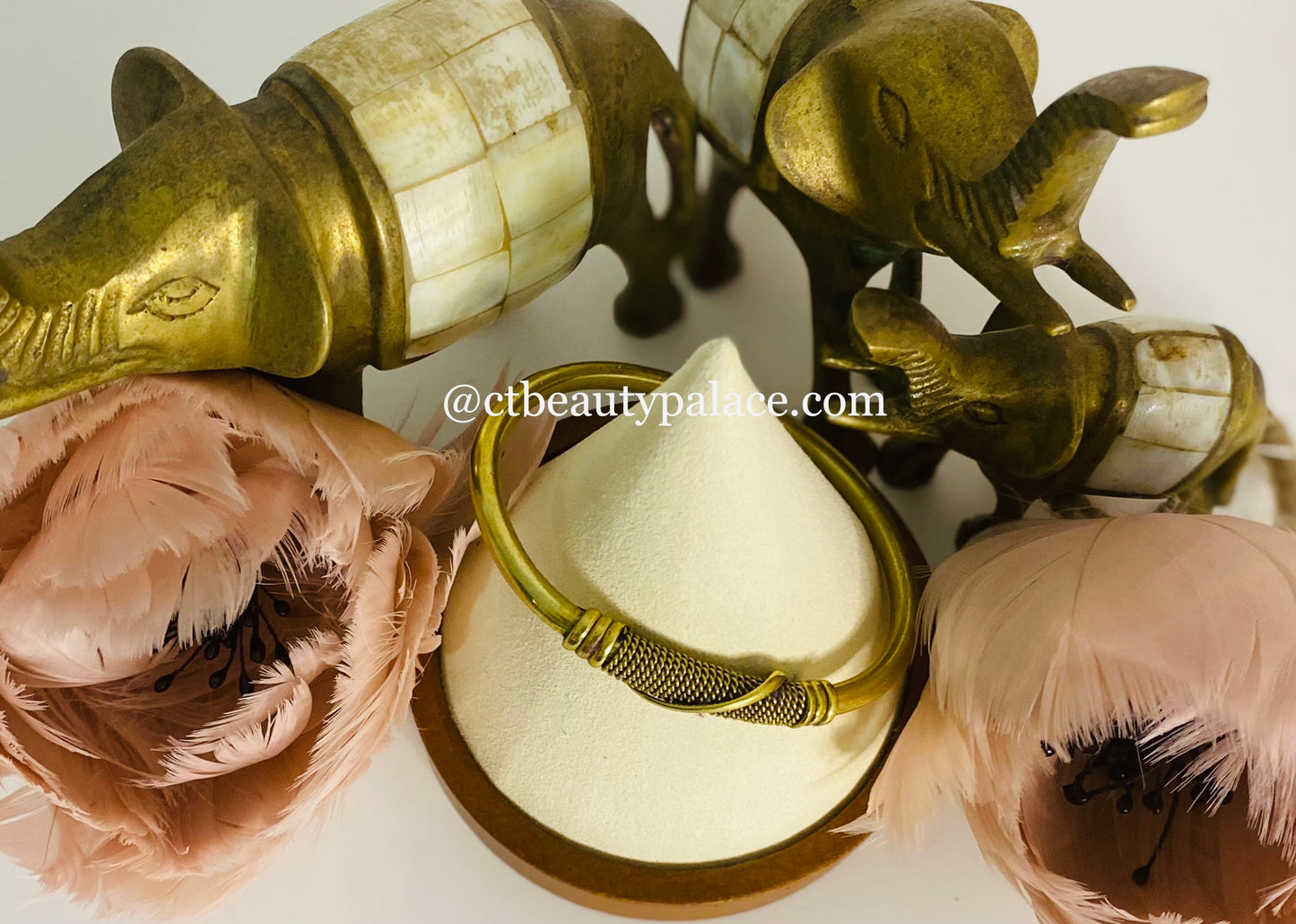 Handcrafted Adjustable Brass Bangle